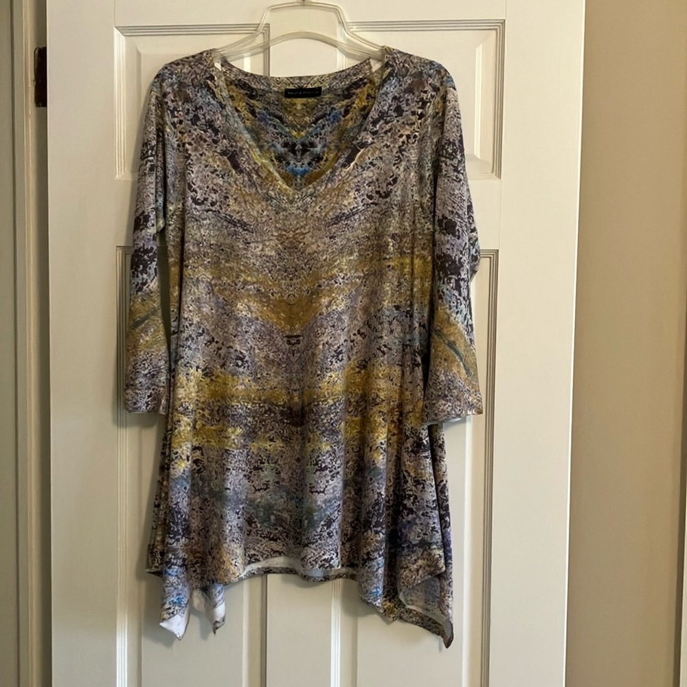 Nally & Millie lightweight small sweater
